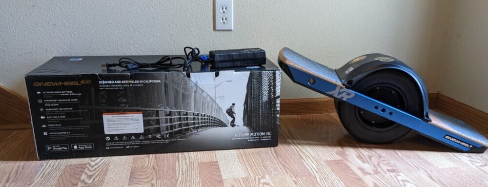 OneWheel XR Plus (Low miles. Charger and wheel guard included)