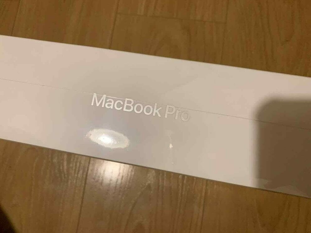 Apple 13.3" MacBook Pro M1 Chip with Retina Display (Late 2020, Space Gray) - Image 2