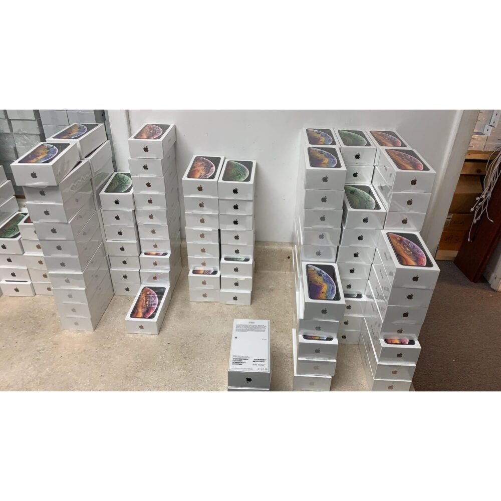 Apple iPhone Xs Max – Fully Unlocked - Image 3
