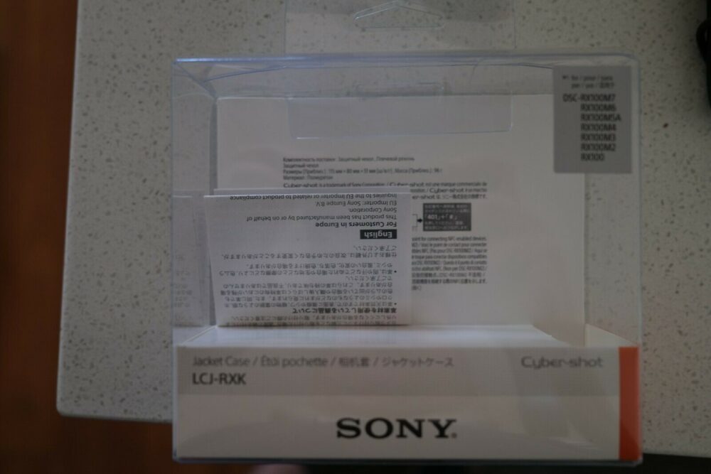 Sony Cyber-shot DSC-RX100 VII Digital Camera Accessory Kit - Image 4