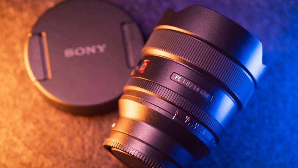 Sony FE 14mm f/1.8 GM Lens